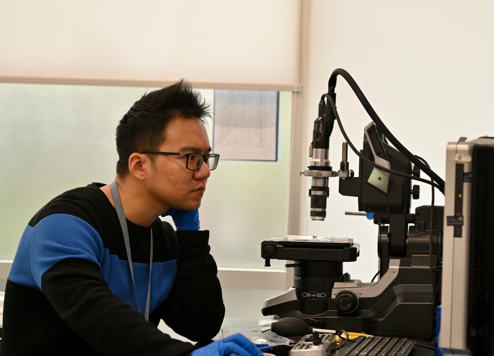 Exponent Shanghai lab optical microscopy