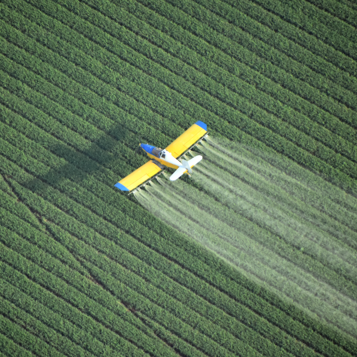 Exponent consultants developed the PERFUM model to help commercial crop dusters and licensed chemical applicators determine chemical buffer zones per EPA requirements.