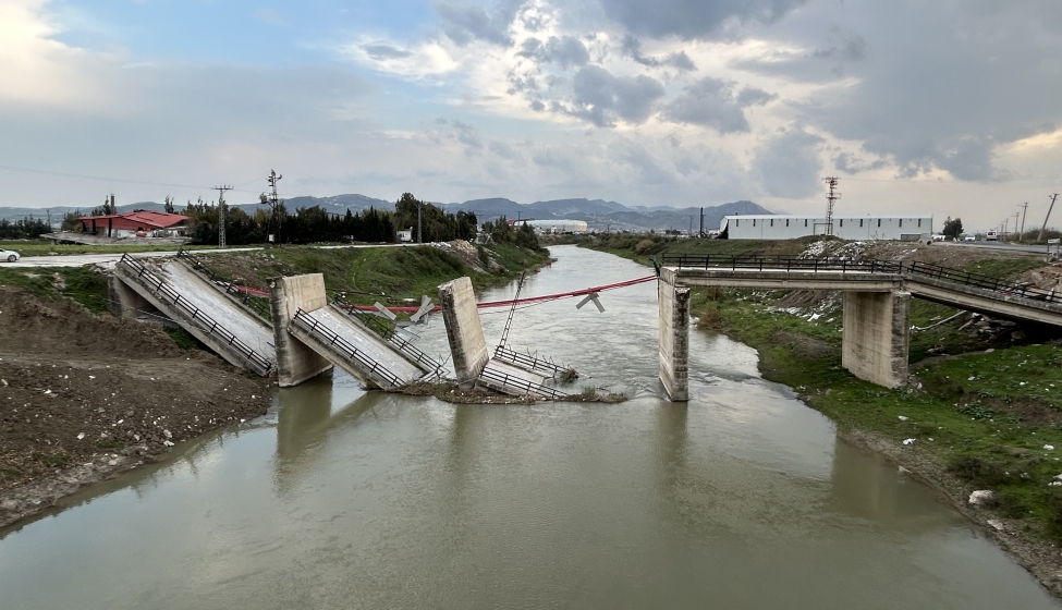 A collapsed bridge following the Turkey earthquake 