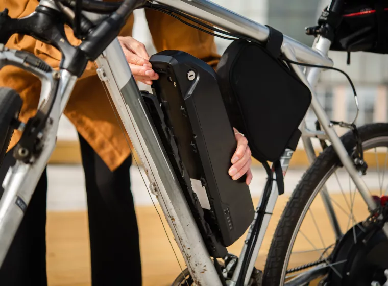 Battery on electric bike