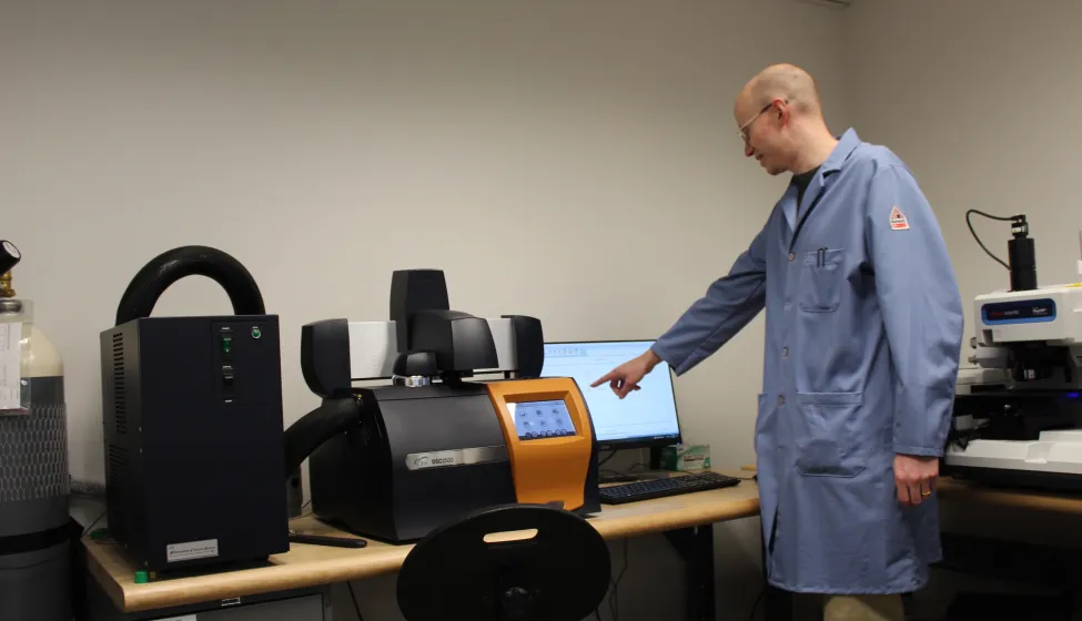 Seattle Lab Equipment & Scientist