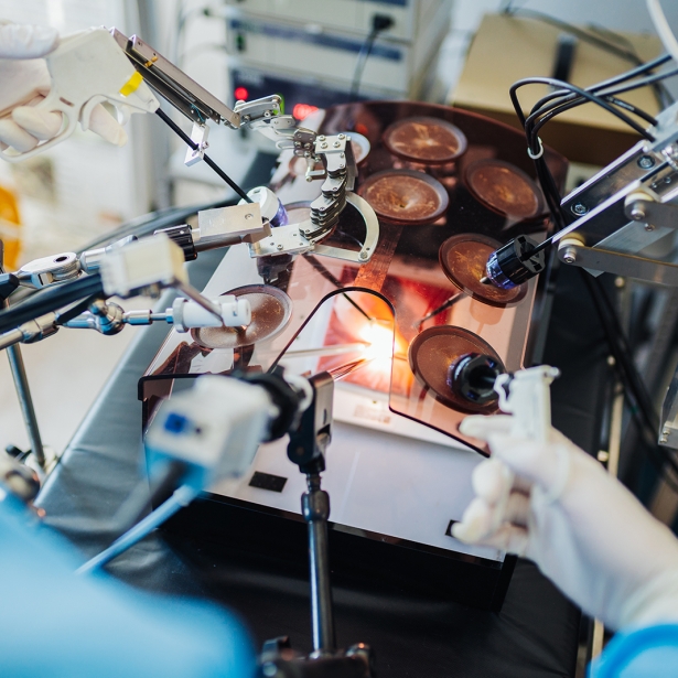 Exponent biomedical research is used to enhance the safety and performance of robotic assisted surgery 