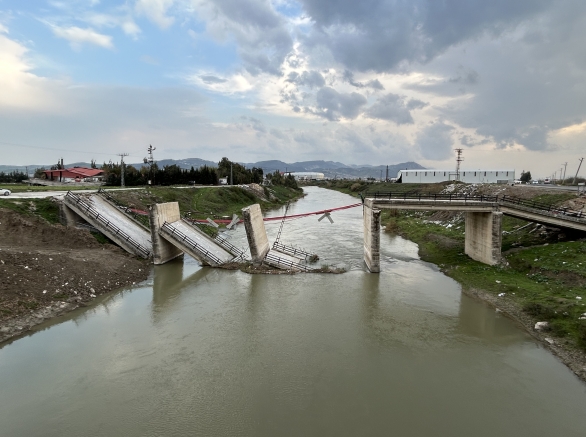 A collapsed bridge following the Turkey earthquake 