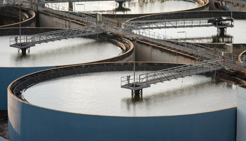 4 waste-water storage tanks