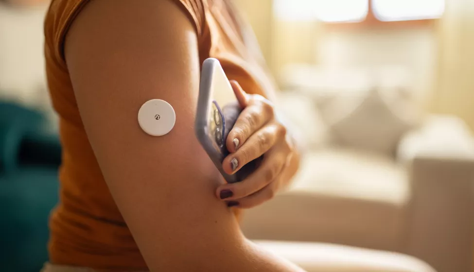 Patient monitoring glucose level with remote sensor at home