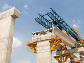 Elevated roadway under construction. Exponent civil engineering design consulting.